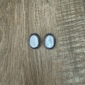 Vintage Sterling 925 Silver and Mother of Pearl Earrings